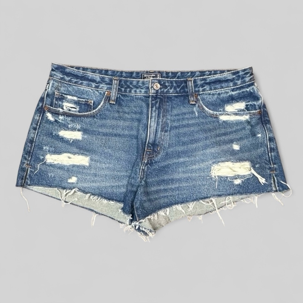 Abercrombie & Fitch Distressed Low Rise Micro Mini Denim Shorts Size 32 / 14 - Picture 5 of 5